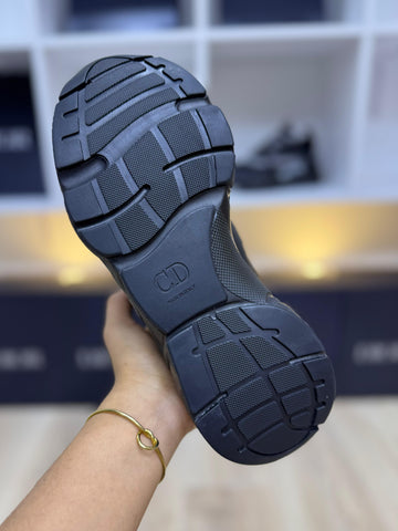 Dior b22 black