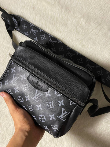 Bandolera Louis Vuitton Negra DOBLE