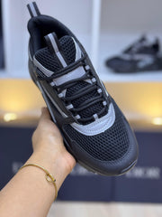 Dior b22 black