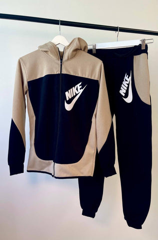 Chándal Nike beige/negro