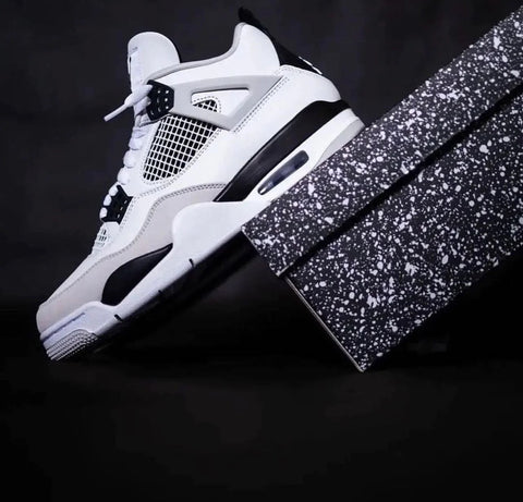 Jordan retro 4